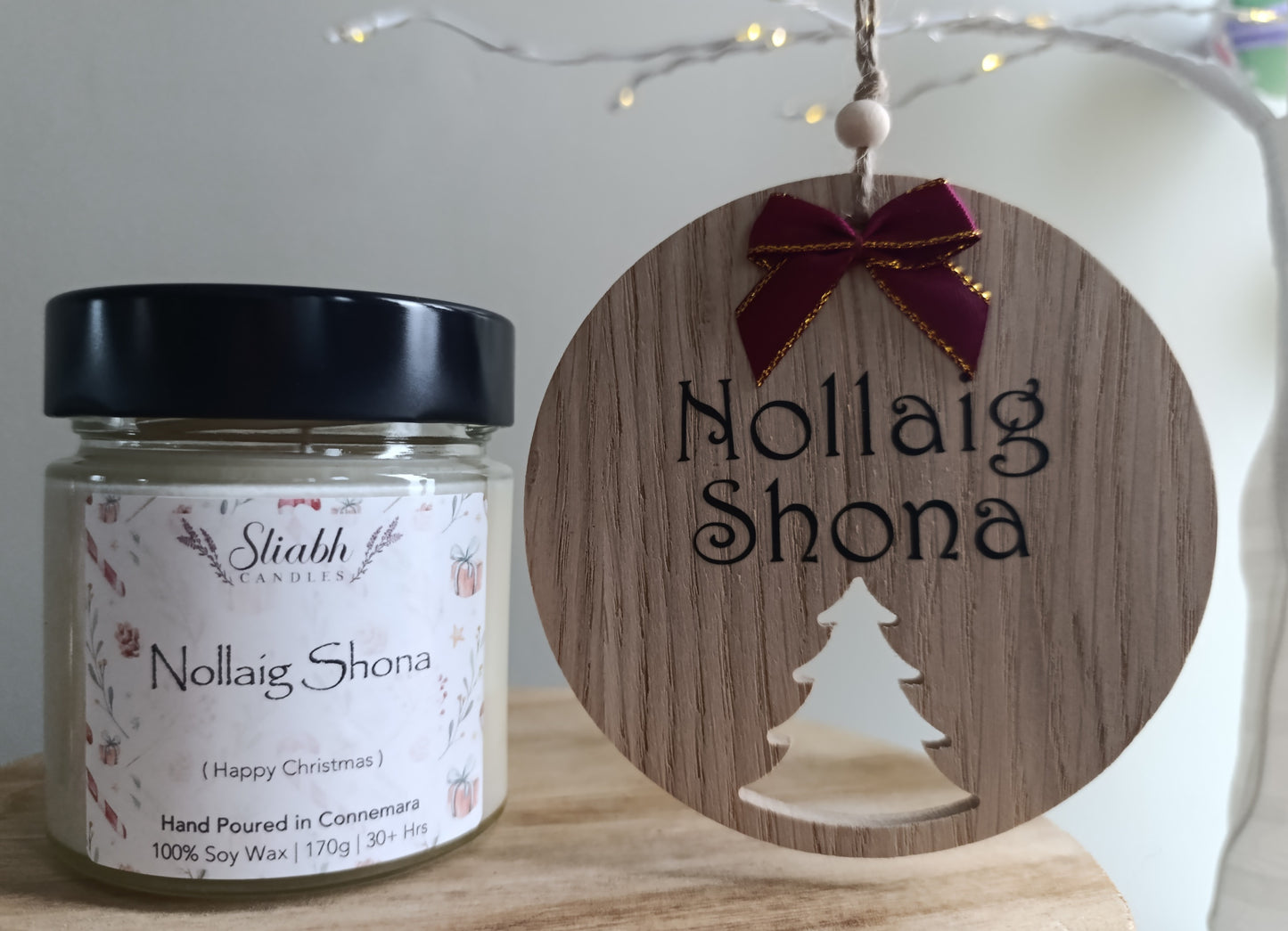 Christmas Gift Box Set – Irish Soy Candle & Handmade Festive Nollaig Shona Decoration PRE-ORDER ONLY