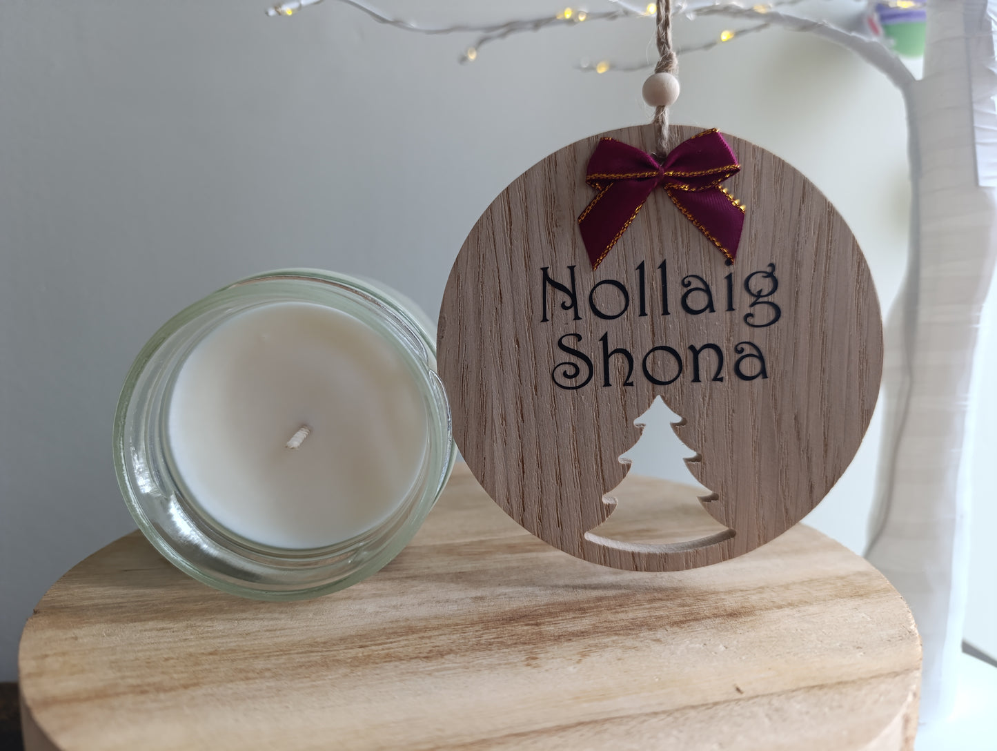 Christmas Gift Box Set – Irish Soy Candle & Handmade Festive Nollaig Shona Decoration PRE-ORDER ONLY