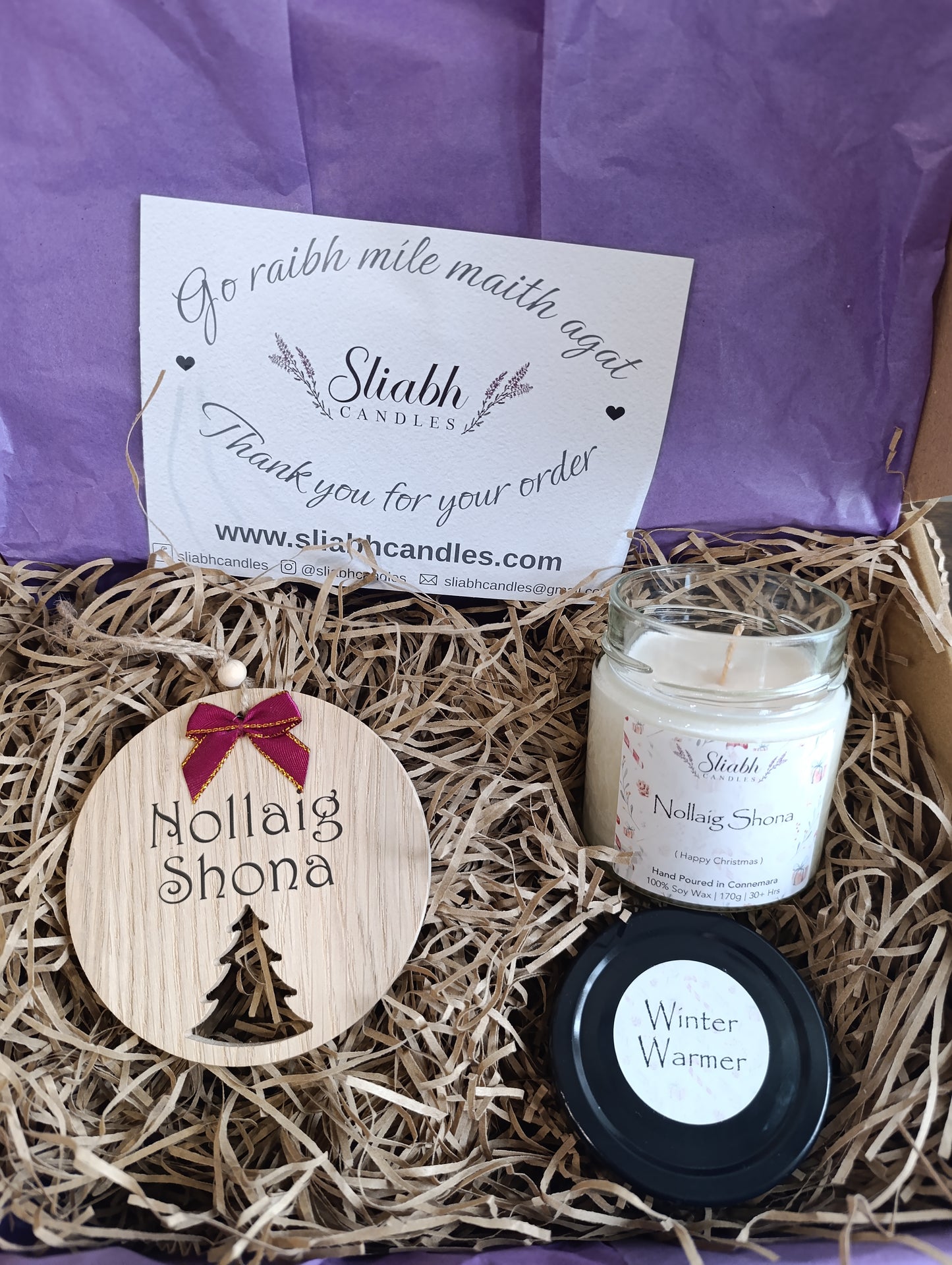 Christmas Gift Box Set – Irish Soy Candle & Handmade Festive Nollaig Shona Decoration PRE-ORDER ONLY