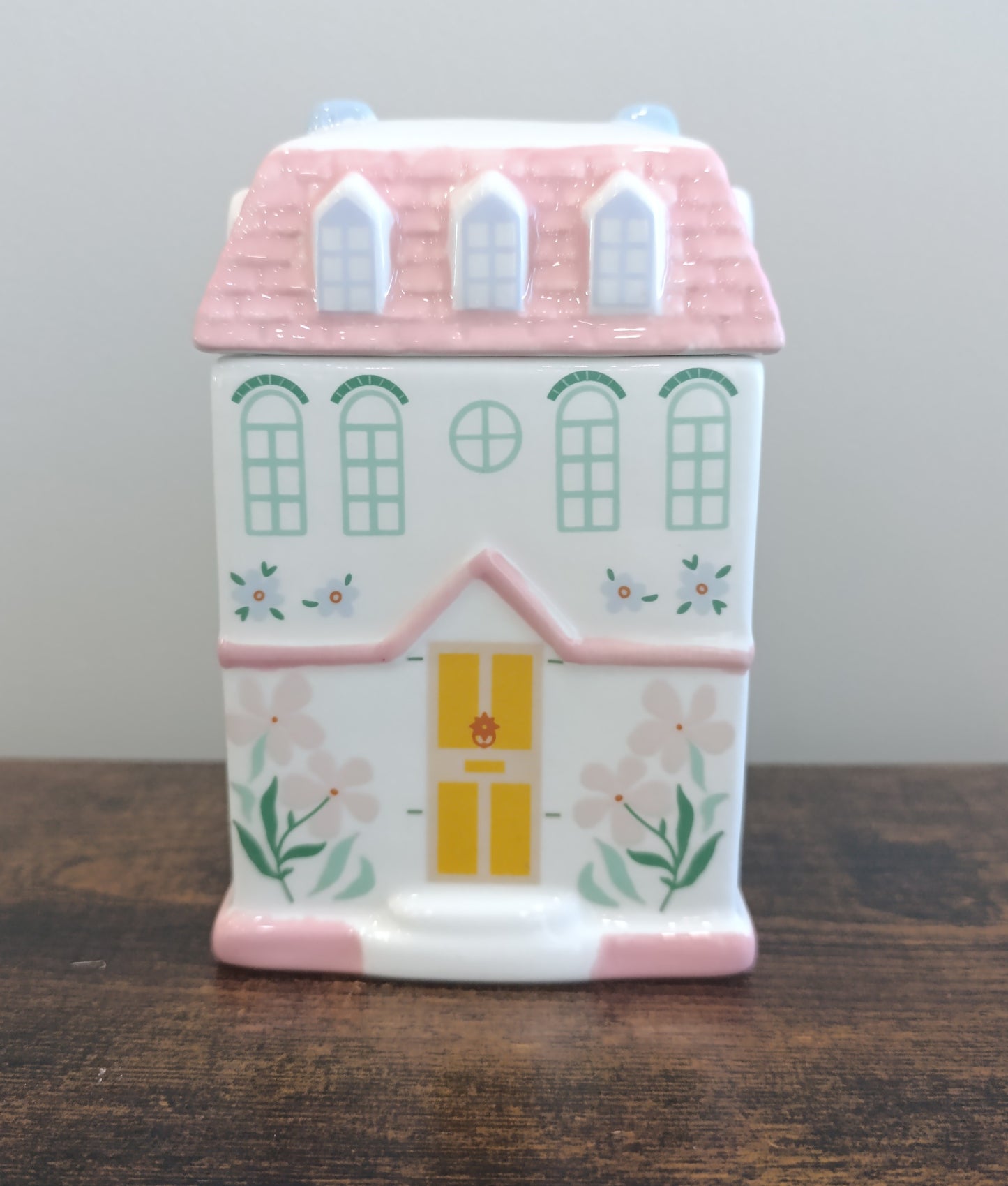 Pastel House Wax Burner Gift Set with Soy Wax Melts