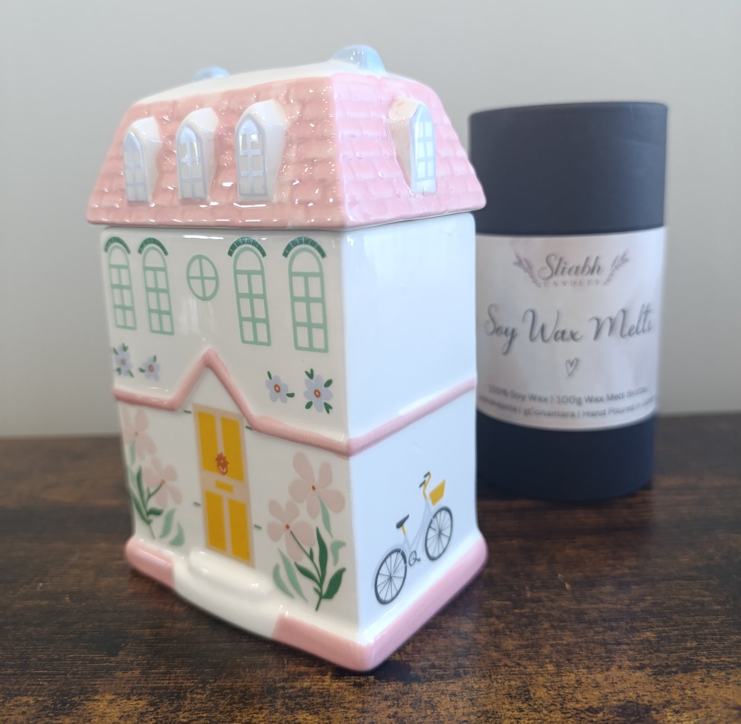 Pastel House Wax Burner Gift Set with Soy Wax Melts