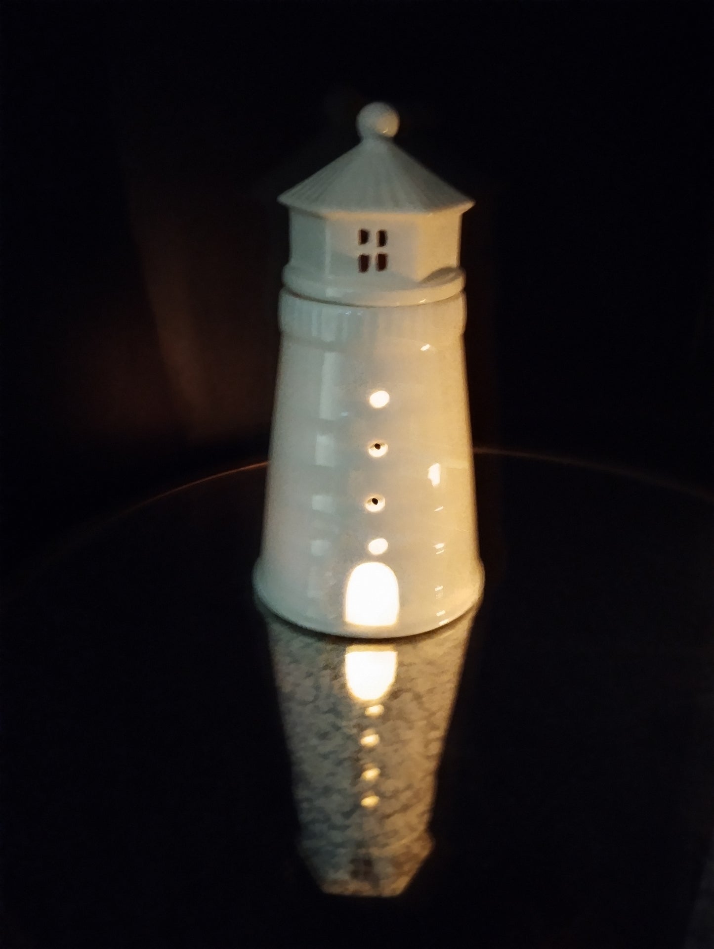 White Lighthouse Ceramic Wax Warmer | Oil & Wax Burner