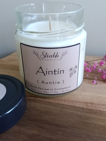 Auntie Candle | Aintín | Handpoured Soy Wax Candle