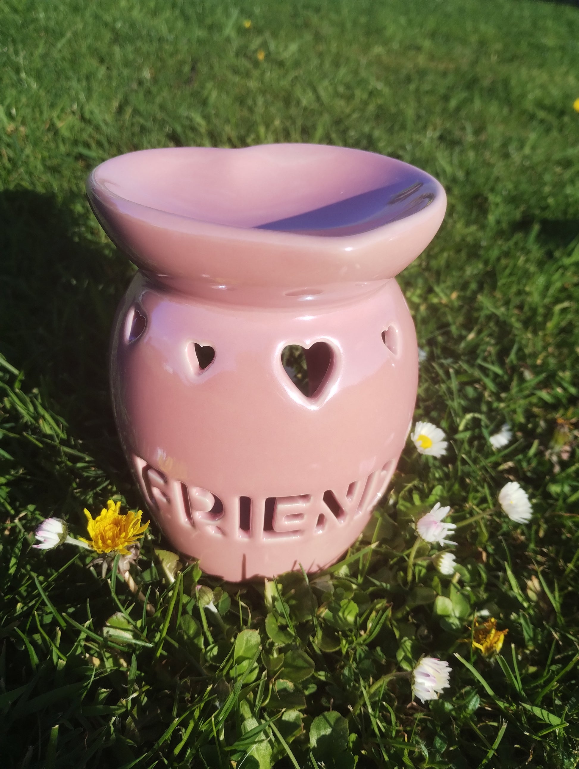 Friends Oil Burner & Wax Warmer | Pink Lustre Ceramic | Heart Cutout