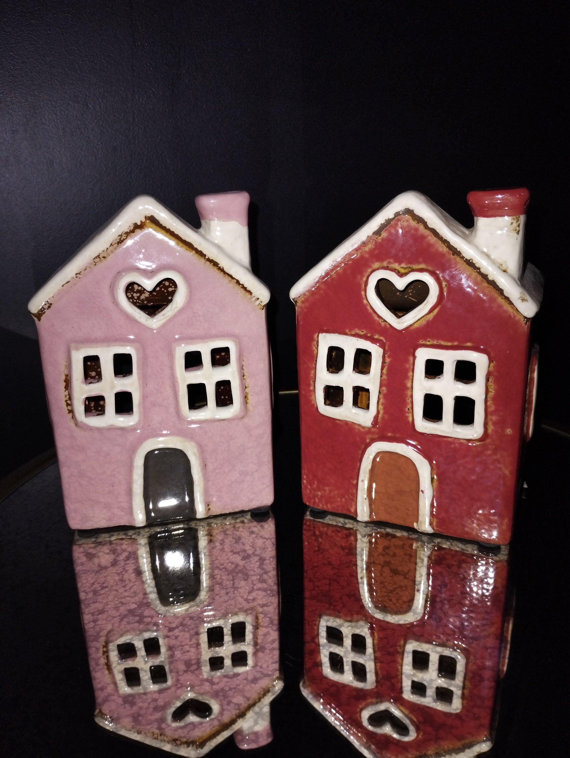 Pink Pottery House Wax Warmer | Sliabh Candles | Handpainted Wax & Oil Burner . 