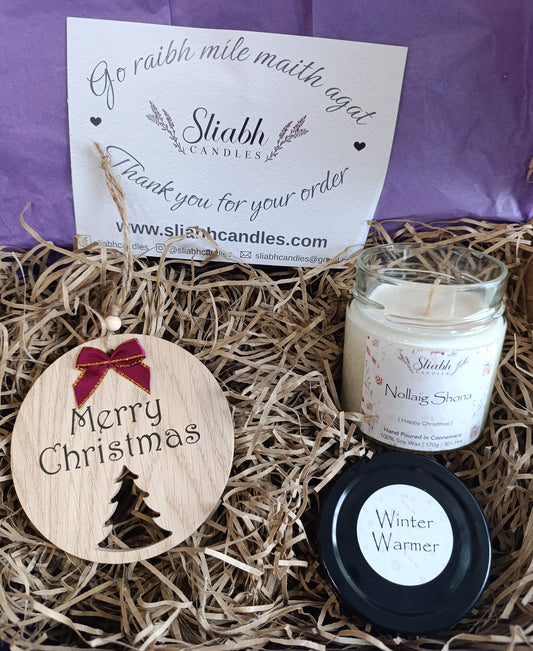 Christmas Gift Box Set – Irish Soy Candle & Handmade Festive Merry Christmas Decoration PRE-ORDER