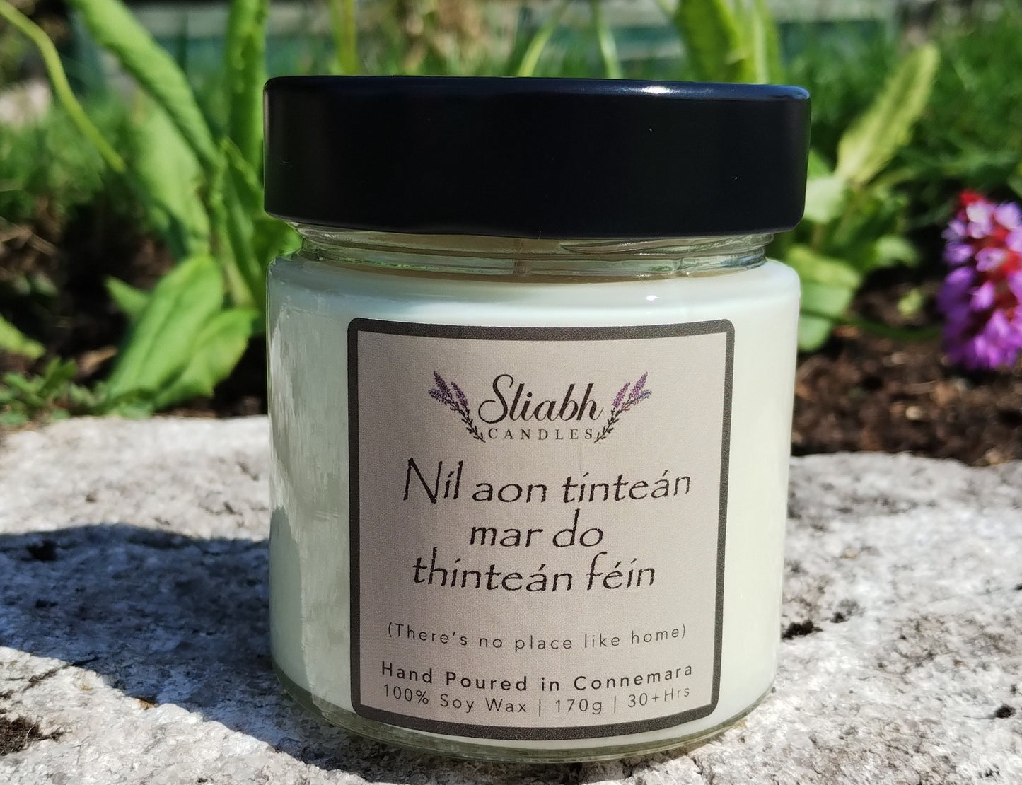 Sliabh Candles Níl aon tinteán mar do thinteán féin. There's no place like home Soy Wax Candle. Handmade in Ireland. Irish Gift.