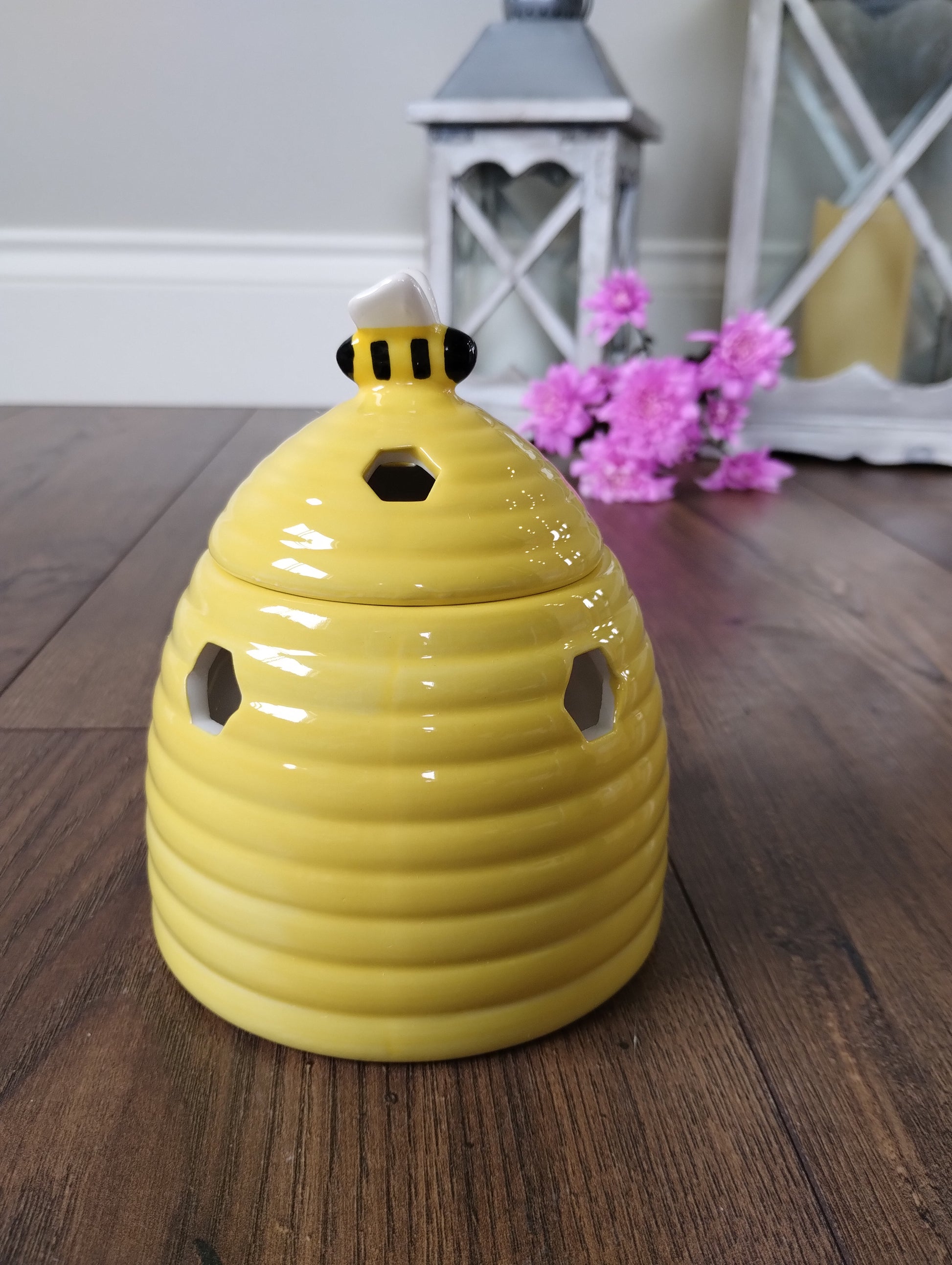 Sliabh Candles Beehive Oil & Wax Ceramic Burner