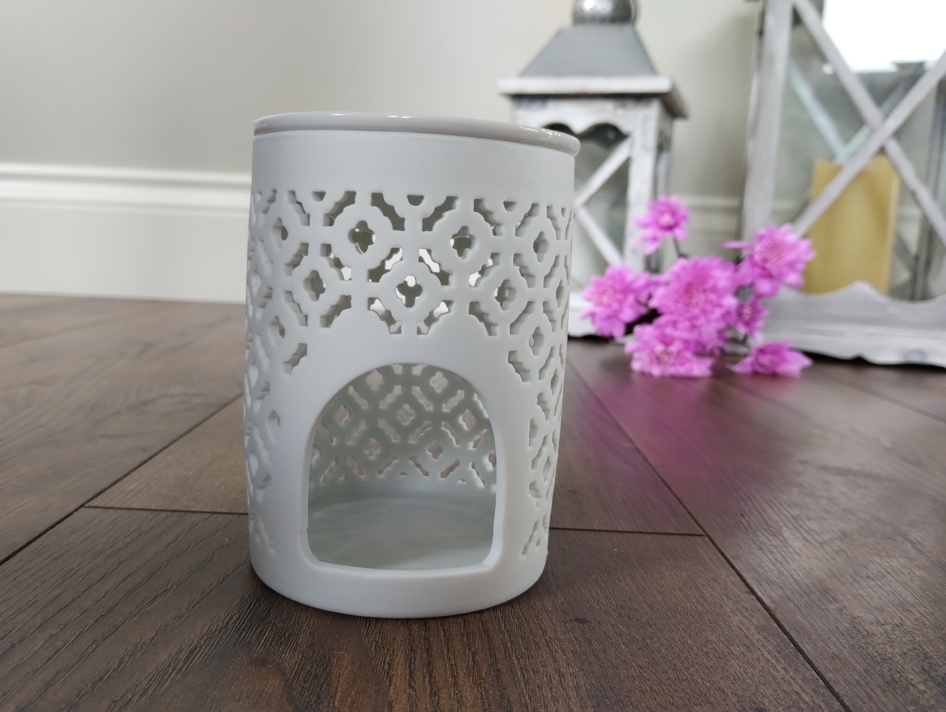 Sliabh Candles White Lattice Oil & Wax Ceramic Burner