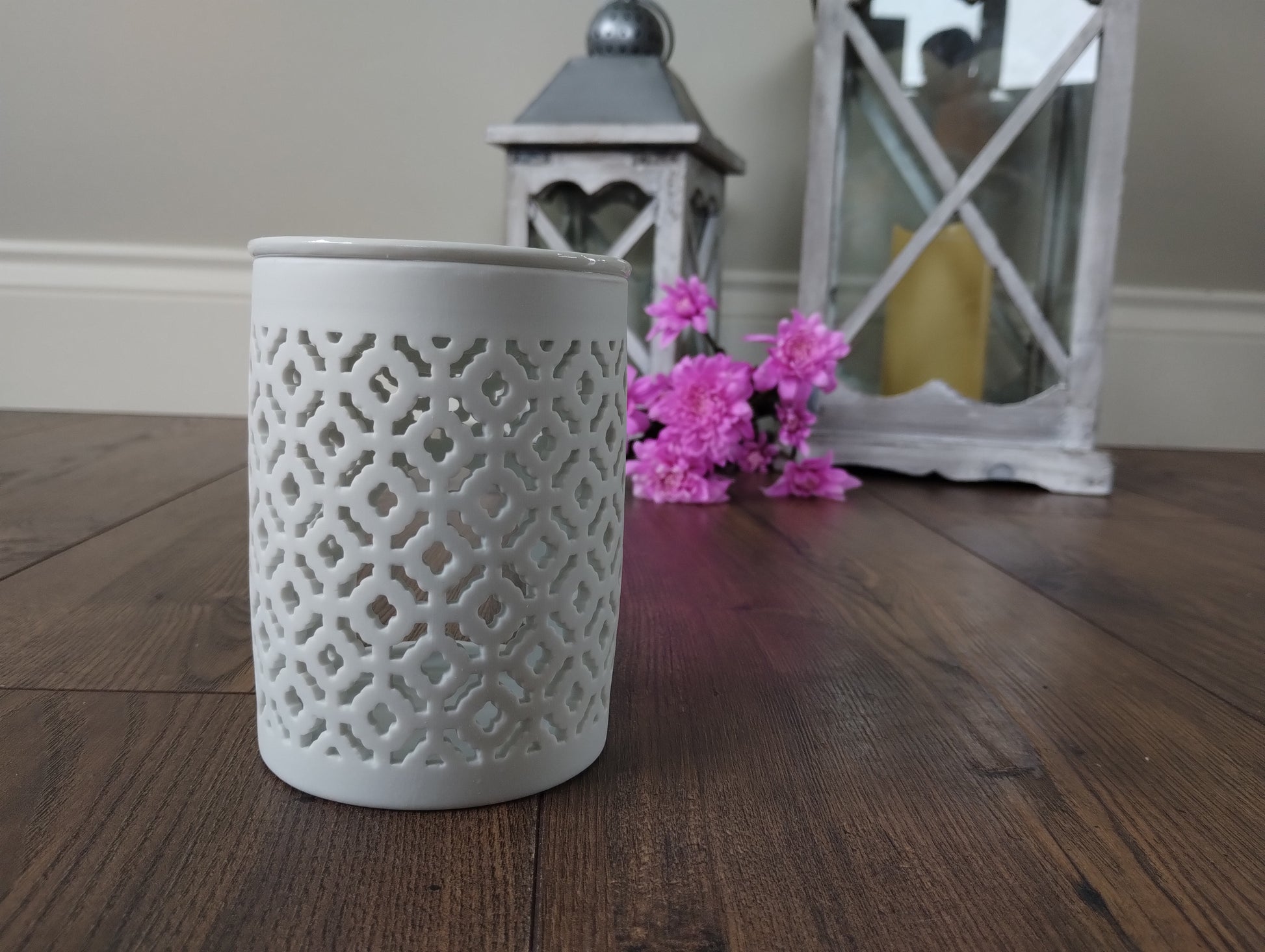 Sliabh Candles White Lattice Oil & Wax Ceramic Burner