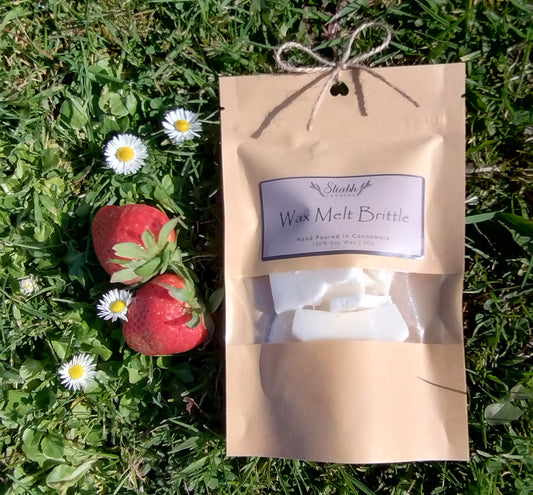 Strawberry & Rhubarb Soy Wax Melt Brittle 50g Bag | For your Wax Burner | Handmade